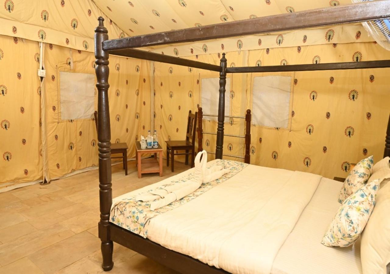 Sky Desert Safari Camp Jaisalmer Eksteriør billede